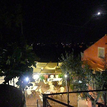 Giu Al Mulino Guest House Pontecagnano Eksteriør bilde