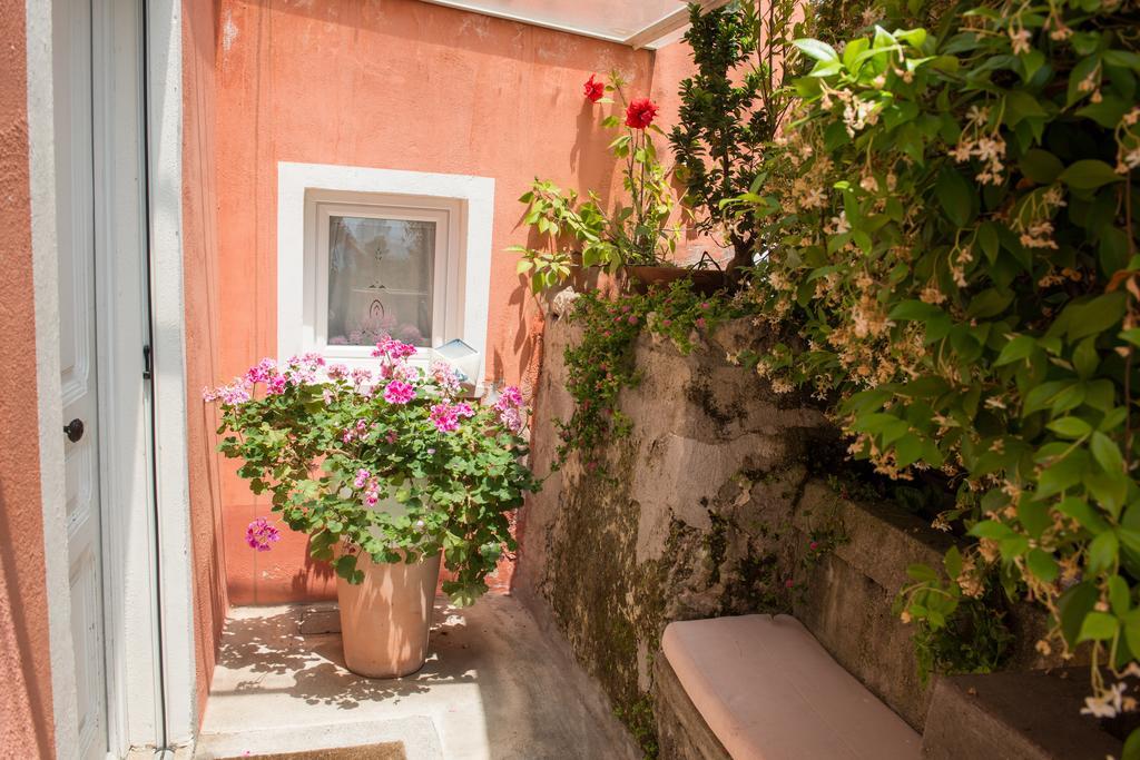 Giu Al Mulino Guest House Pontecagnano Eksteriør bilde