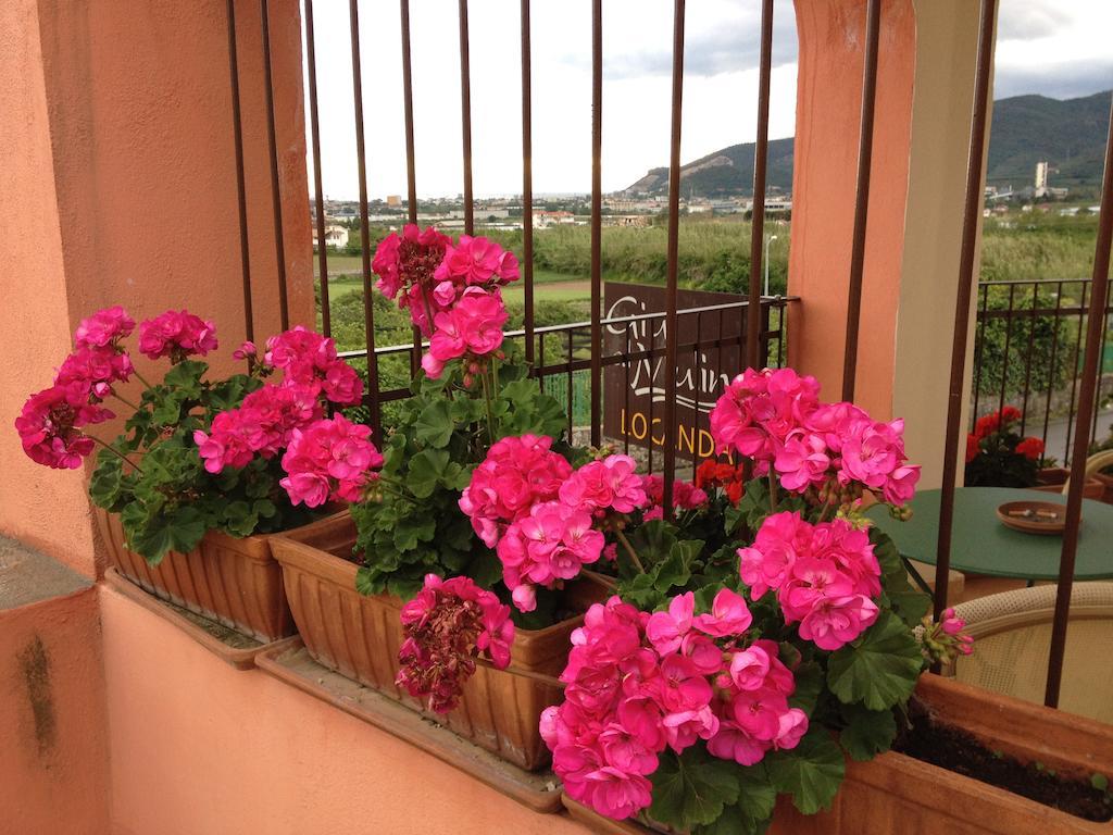 Giu Al Mulino Guest House Pontecagnano Eksteriør bilde